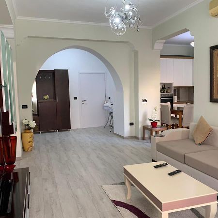 Dadaj Apartments Σαράντα Εξωτερικό φωτογραφία